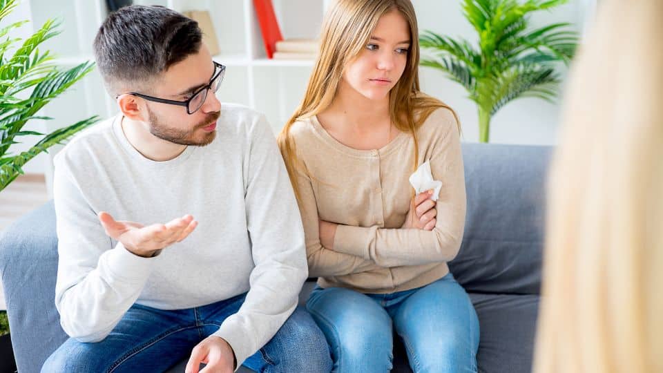 לא מסופקת: כיצד תהפכי את הגבר שלך למכונה משומנת היטב
